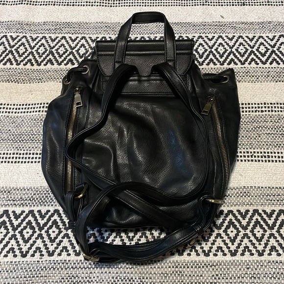 Antik Kraft Vegan Black Leather Backpack - Picture 6 of 7
